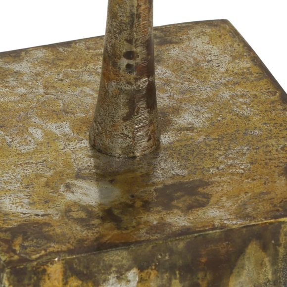 Bust - Picture 5 of 9